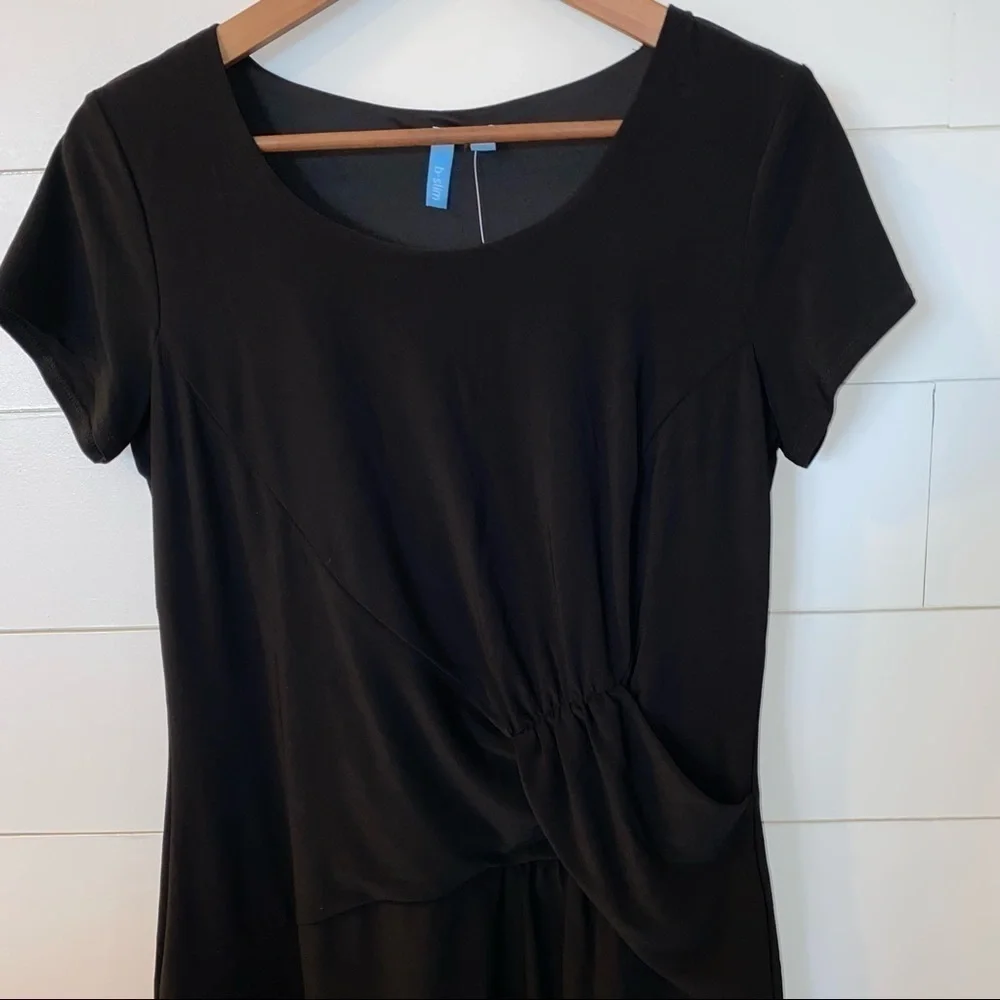 NWT Black b-slim short sleeve slimming scoop neck dress Built in shape-wear sz M